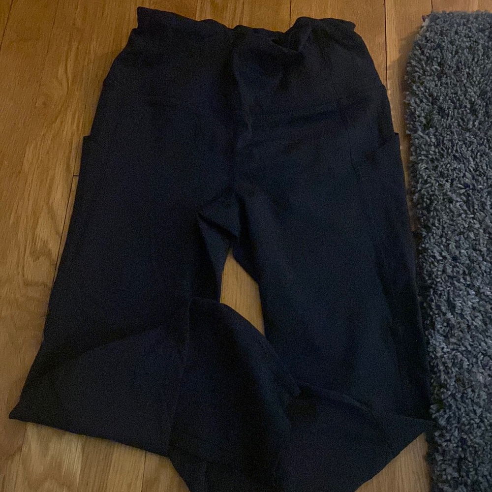 Lululemon 3/4 black leggings